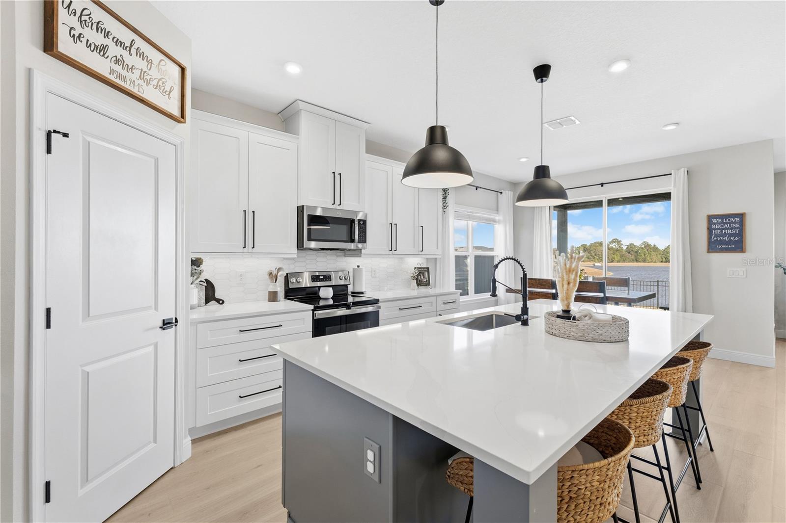 Image 9 of 32 For 67 Berlin Avenue