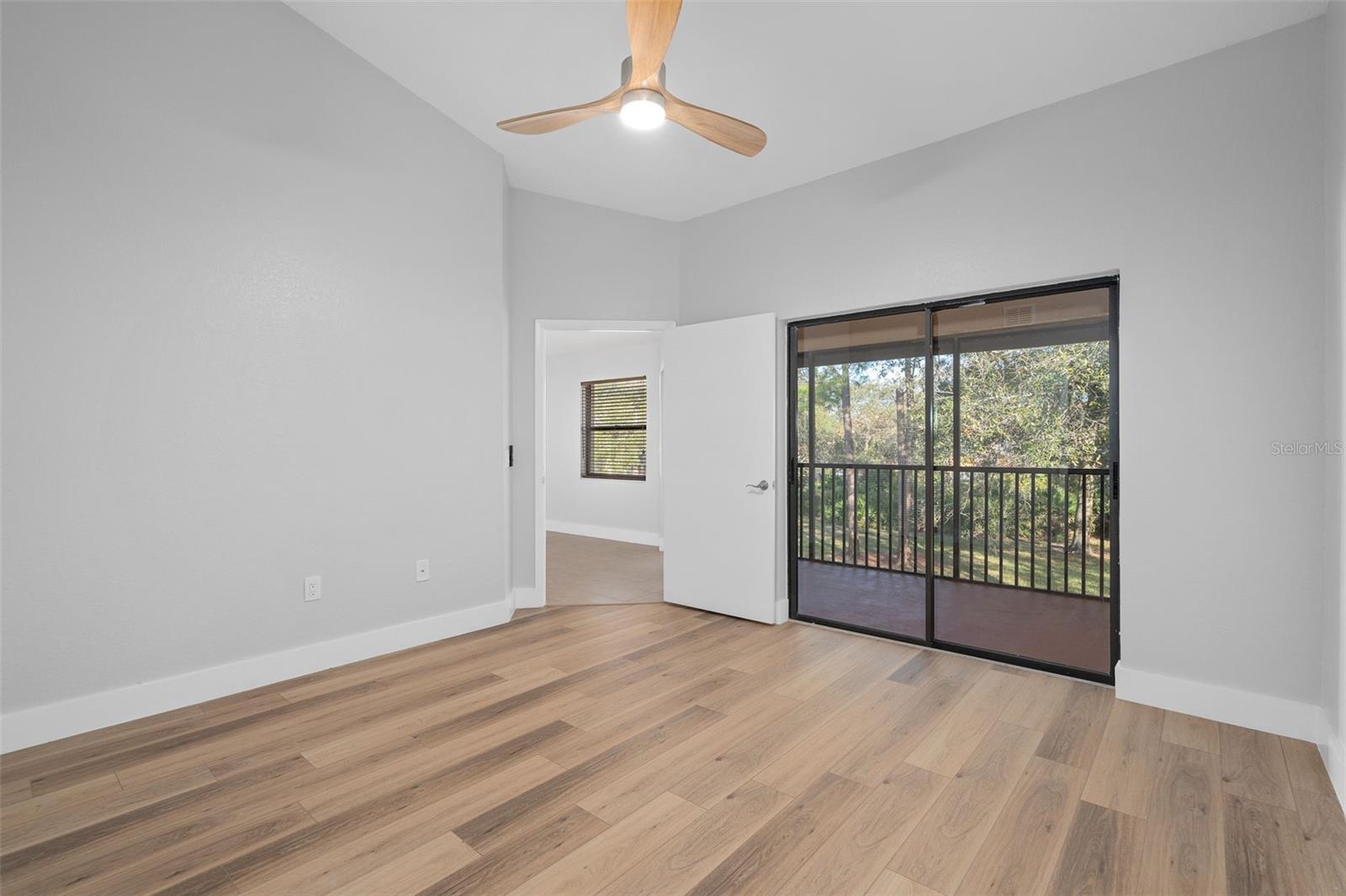 Image 17 of 35 For 7679 Sugar Bend Drive 7784