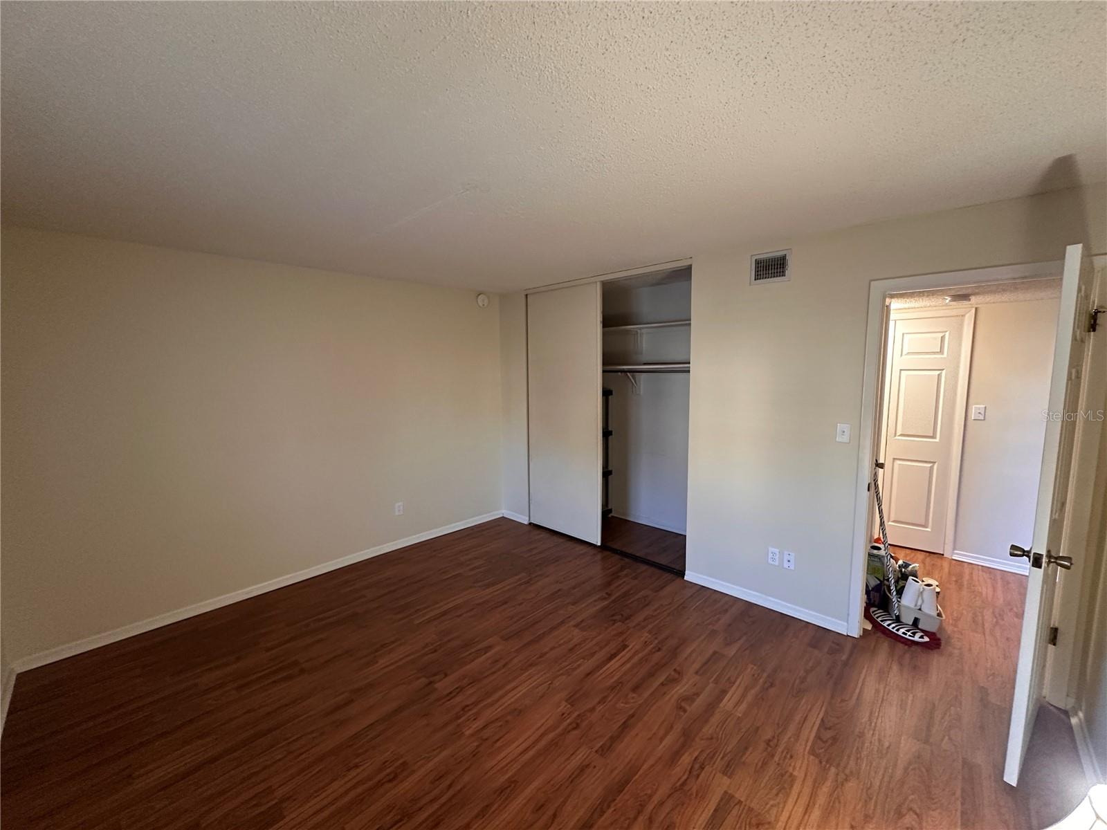 Image 6 of 25 For 17 Escondido Circle 236