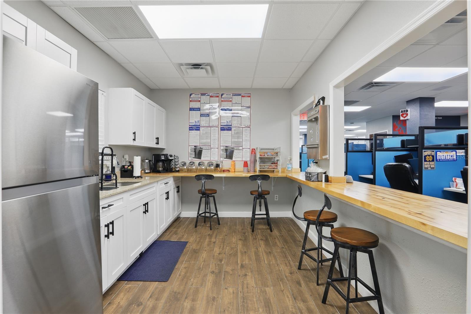 Image 12 of 25 For 5639 Hansel Avenue