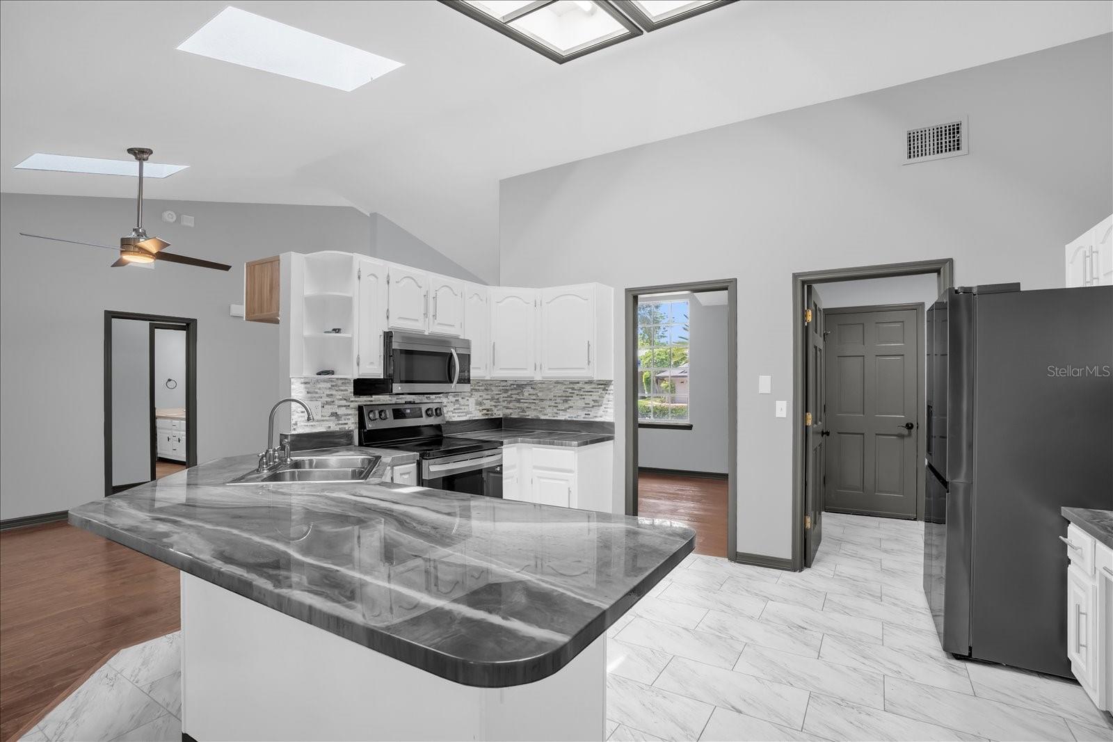 Image 10 of 28 For 1237 Erik Court