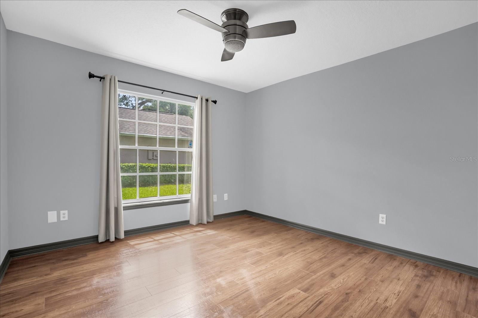 Image 20 of 28 For 1237 Erik Court