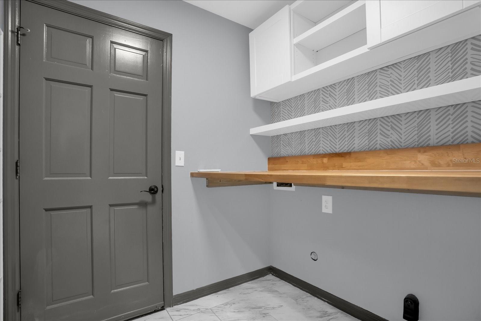 Image 24 of 28 For 1237 Erik Court