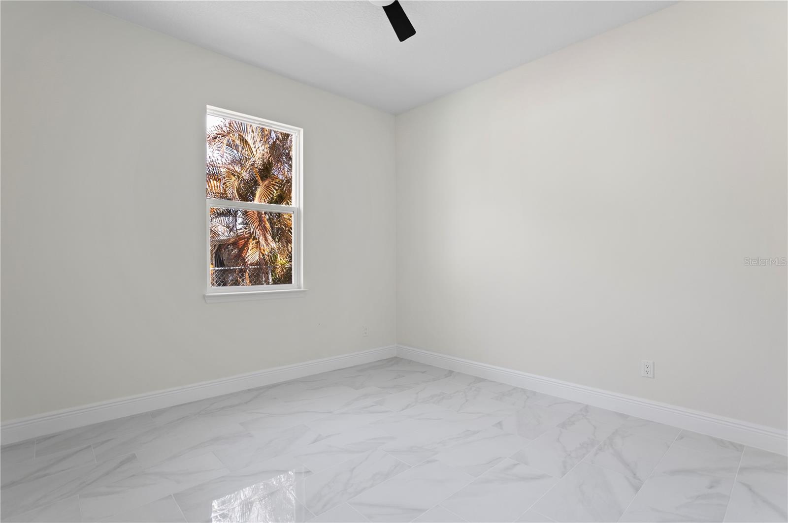 Image 27 of 33 For 1566 Oak Lane