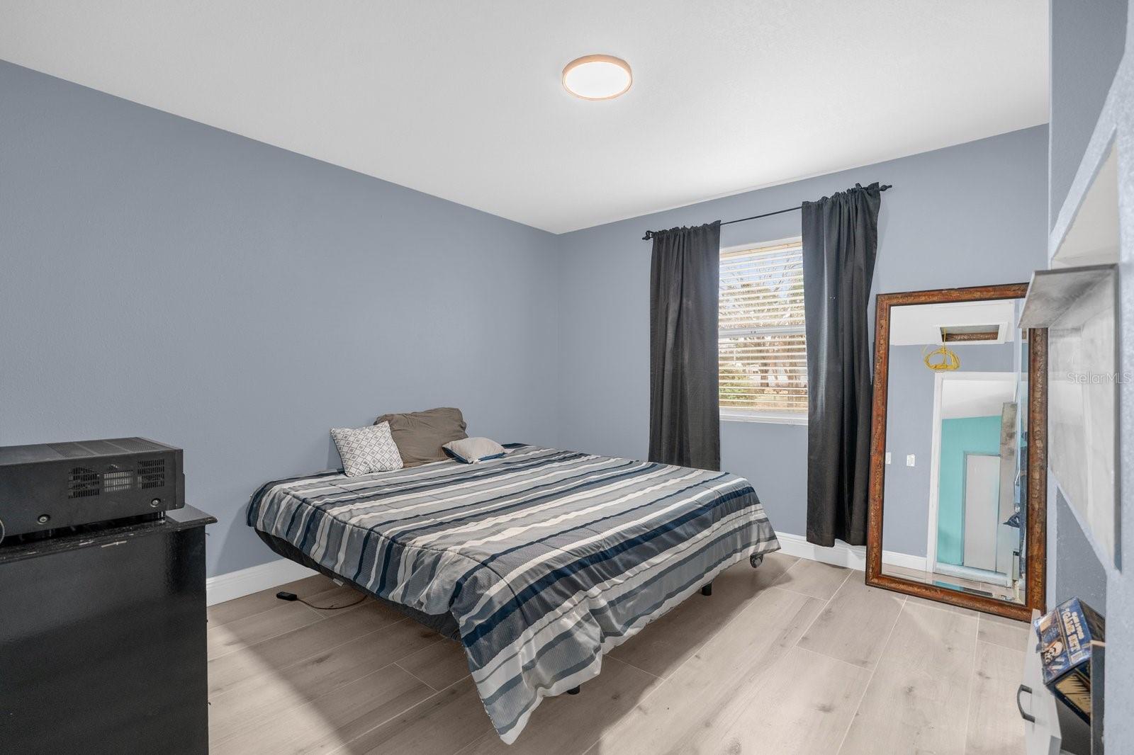 Image 6 of 13 For 514 Ellison Parkway