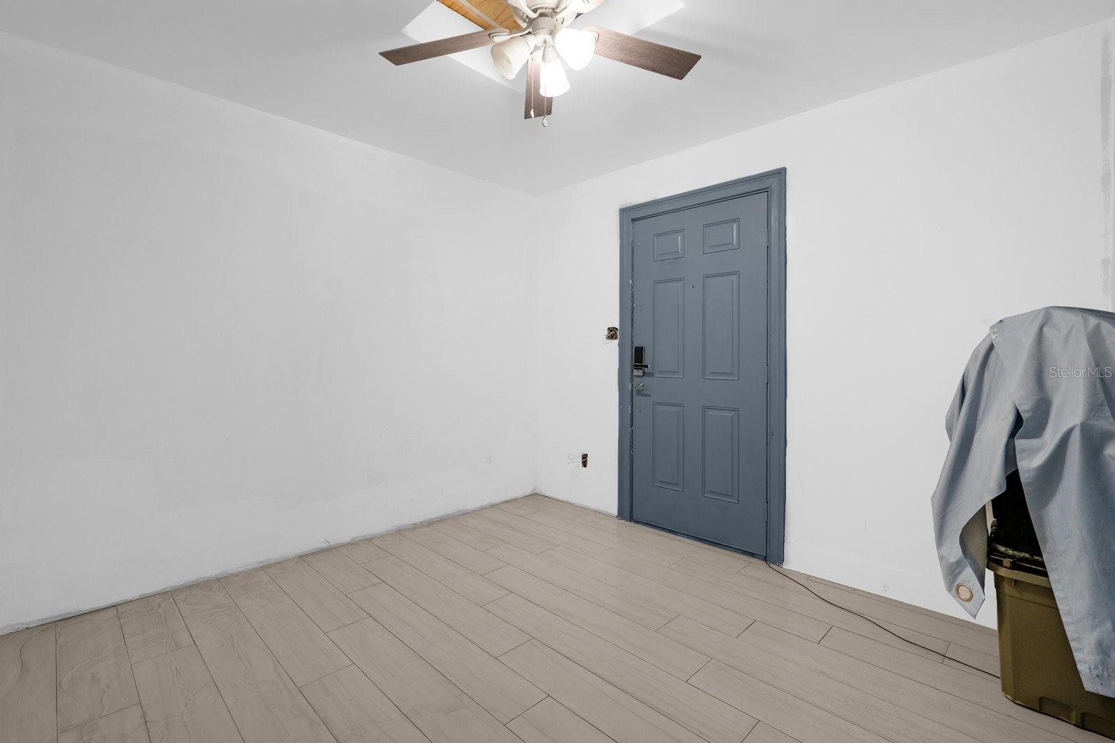 Image 8 of 13 For 514 Ellison Parkway