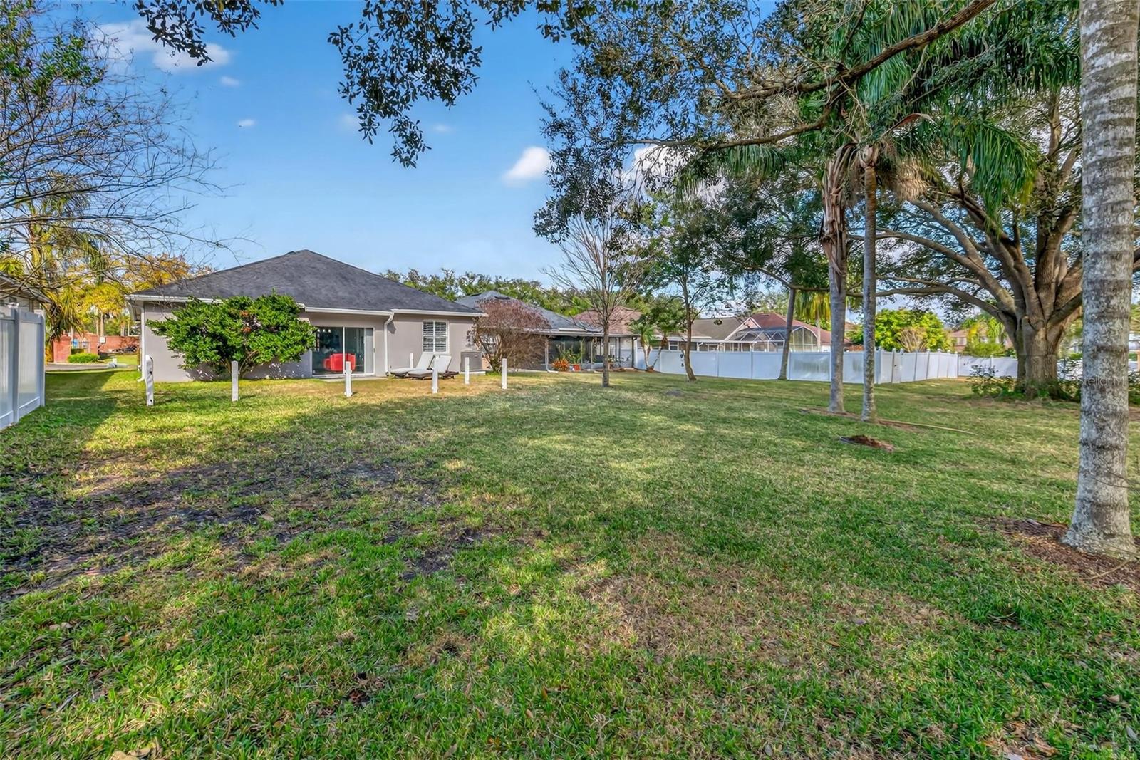 Image 23 of 45 For 1850 Emerald Green Circle