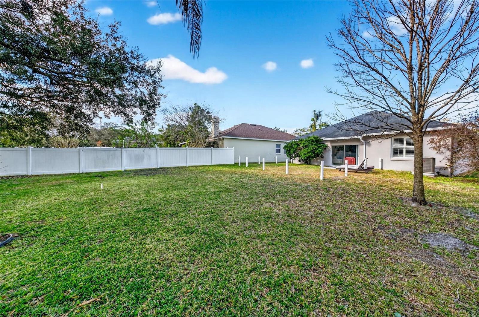 Image 24 of 45 For 1850 Emerald Green Circle