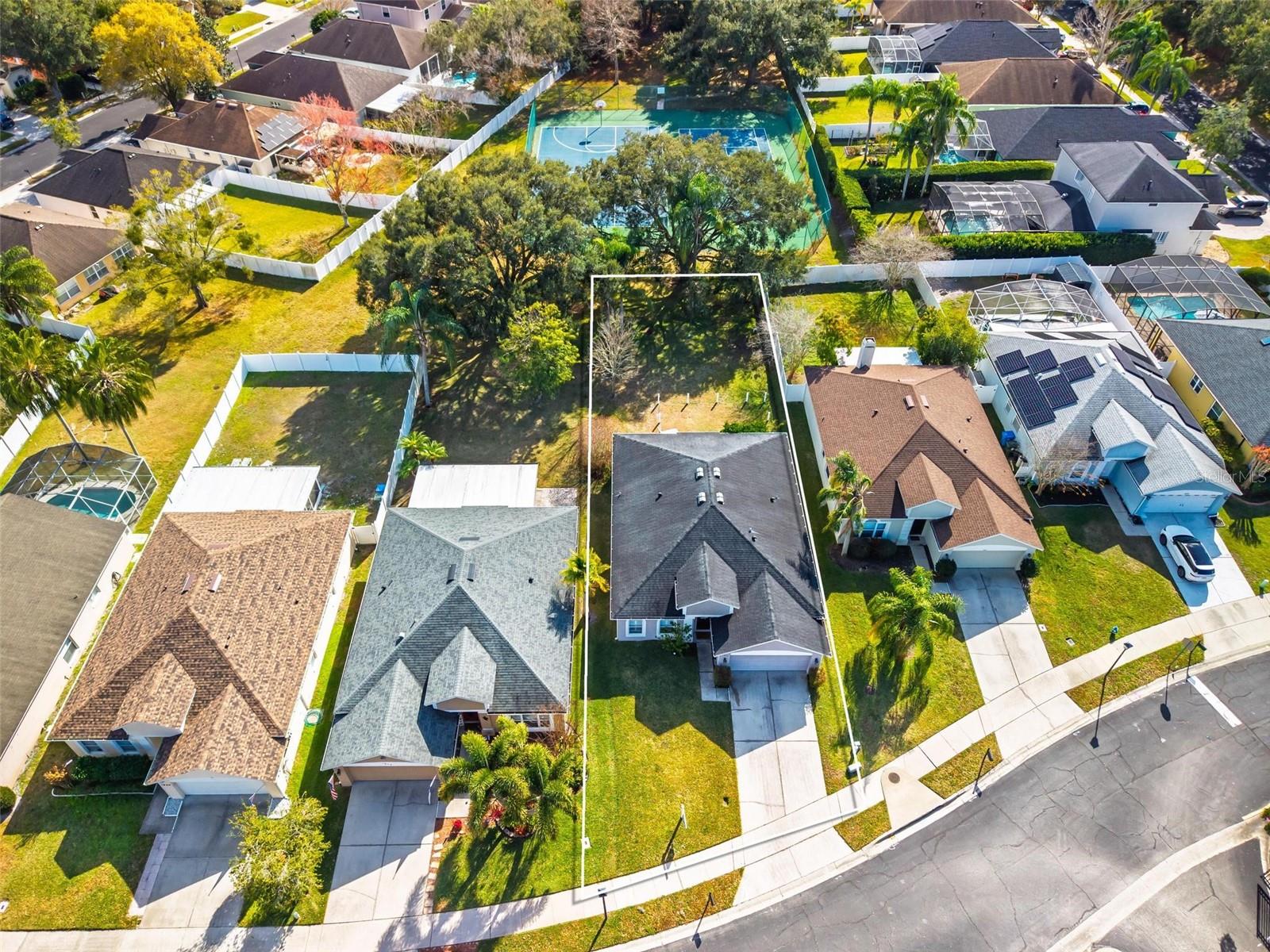 Image 41 of 45 For 1850 Emerald Green Circle