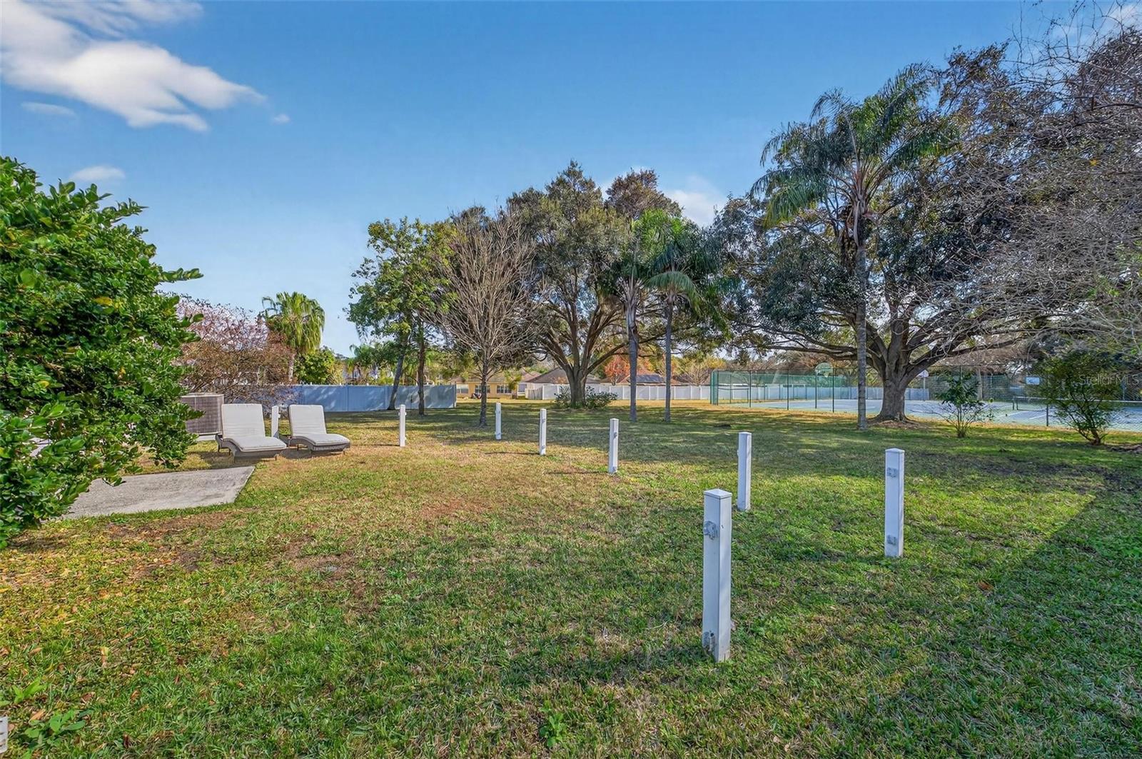 Image 6 of 45 For 1850 Emerald Green Circle