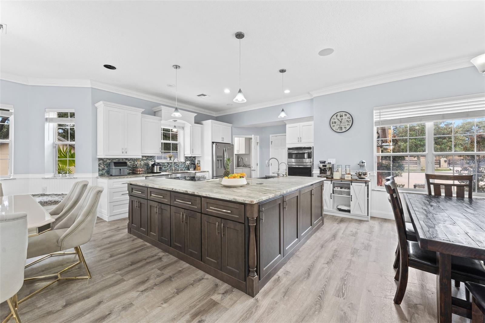 Image 10 of 55 For 8549 Hillcrest Drive