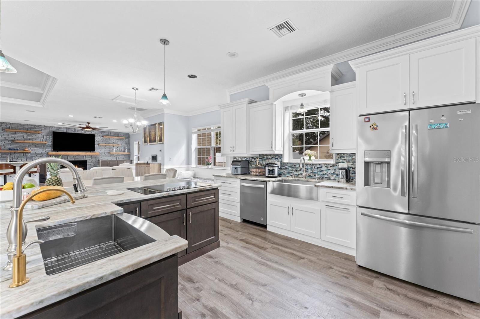 Image 12 of 55 For 8549 Hillcrest Drive