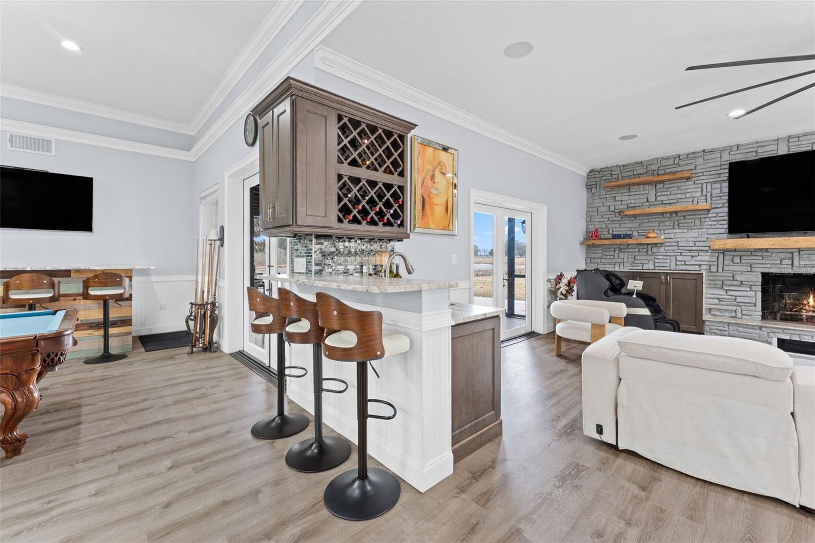 Image 14 of 55 For 8549 Hillcrest Drive