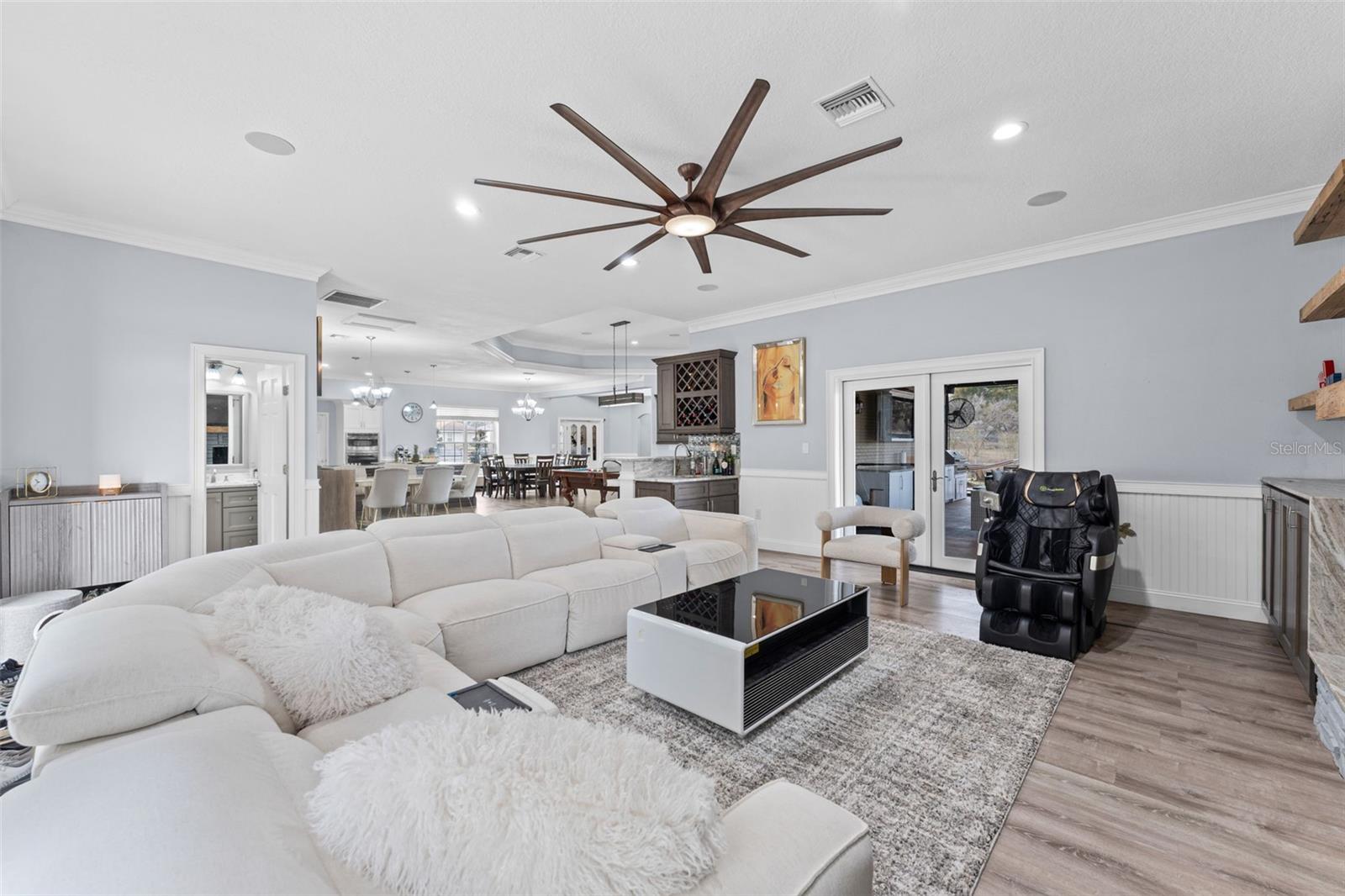 Image 15 of 55 For 8549 Hillcrest Drive