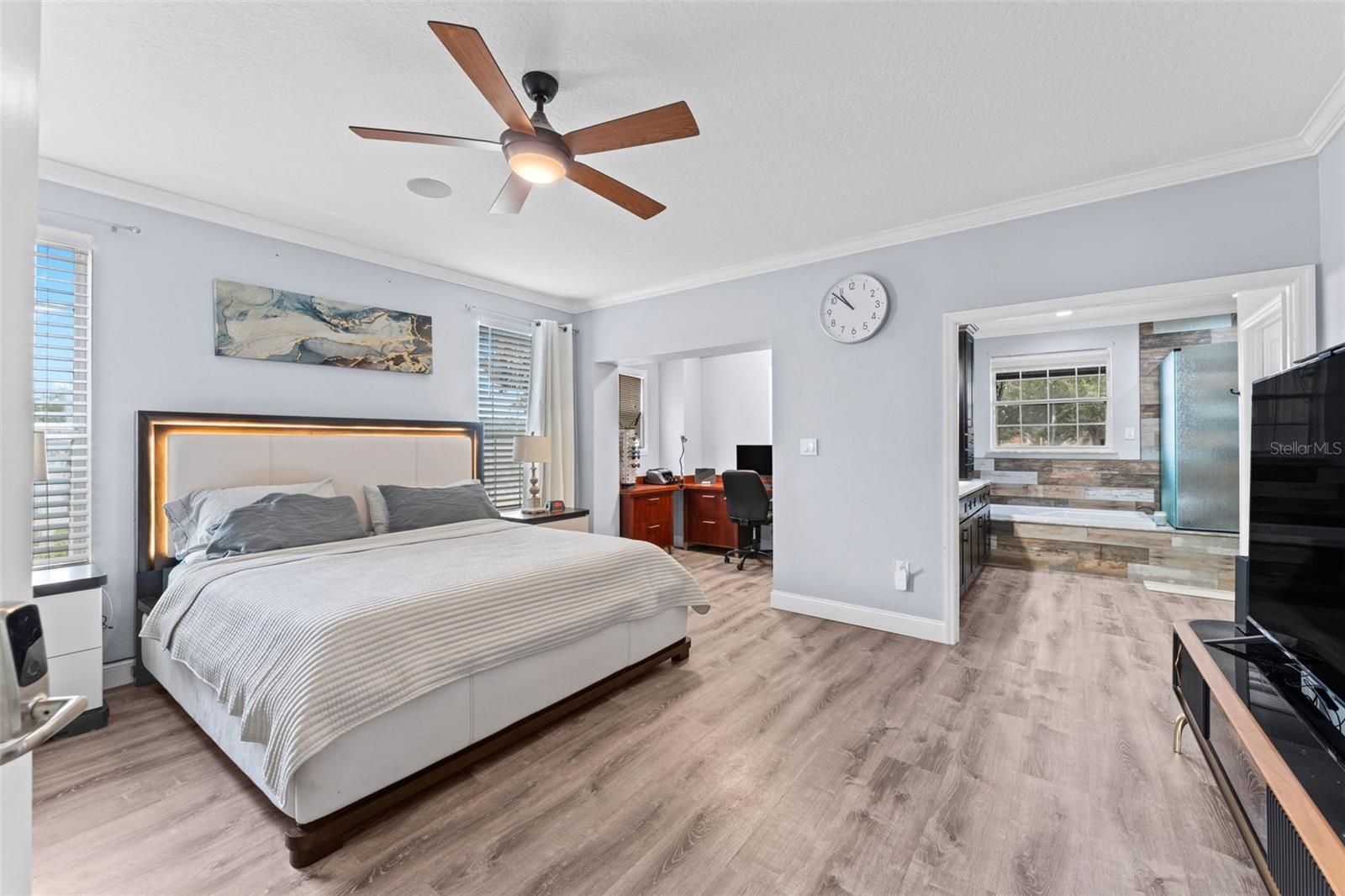 Image 19 of 55 For 8549 Hillcrest Drive