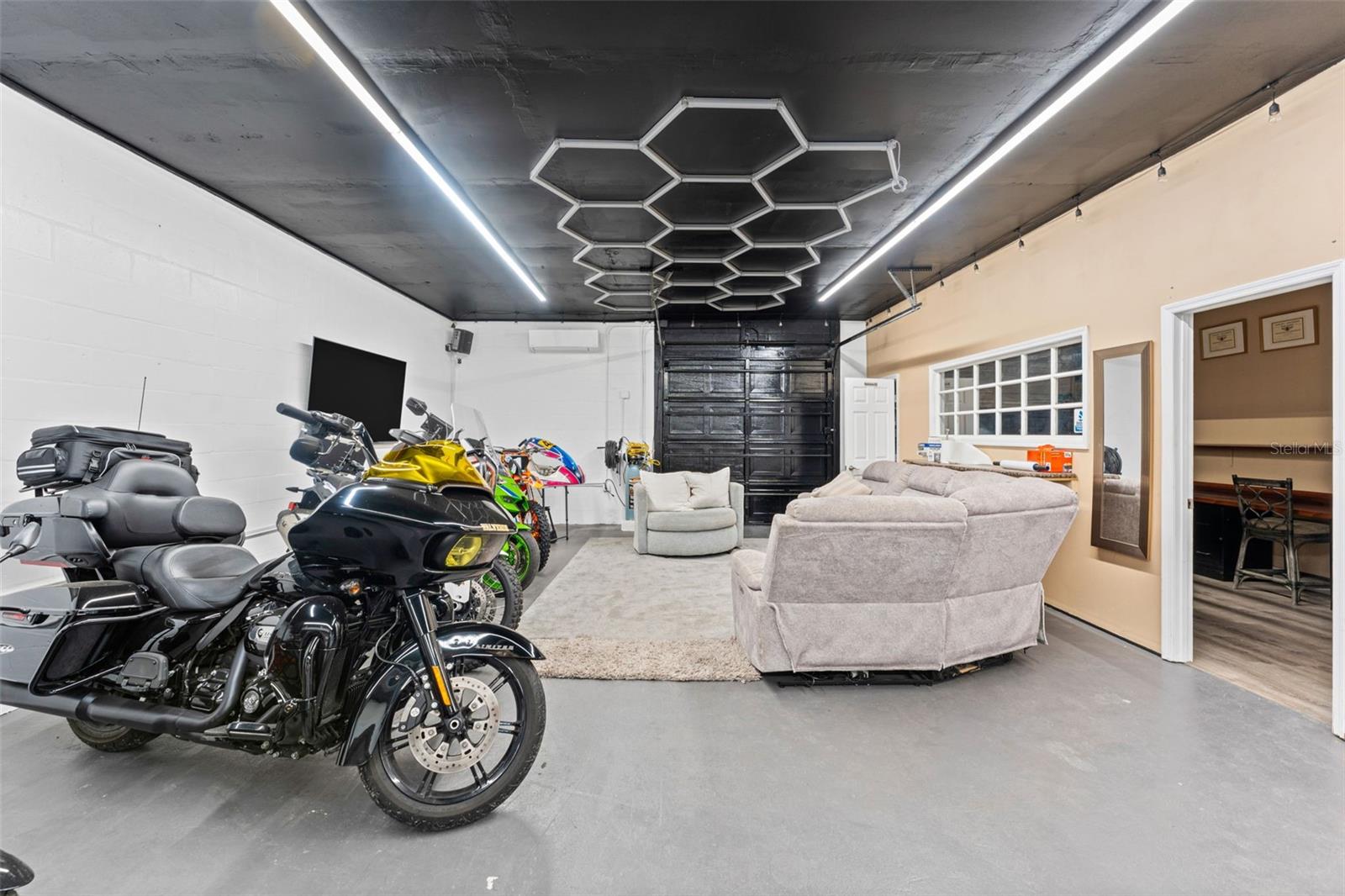 Image 40 of 55 For 8549 Hillcrest Drive