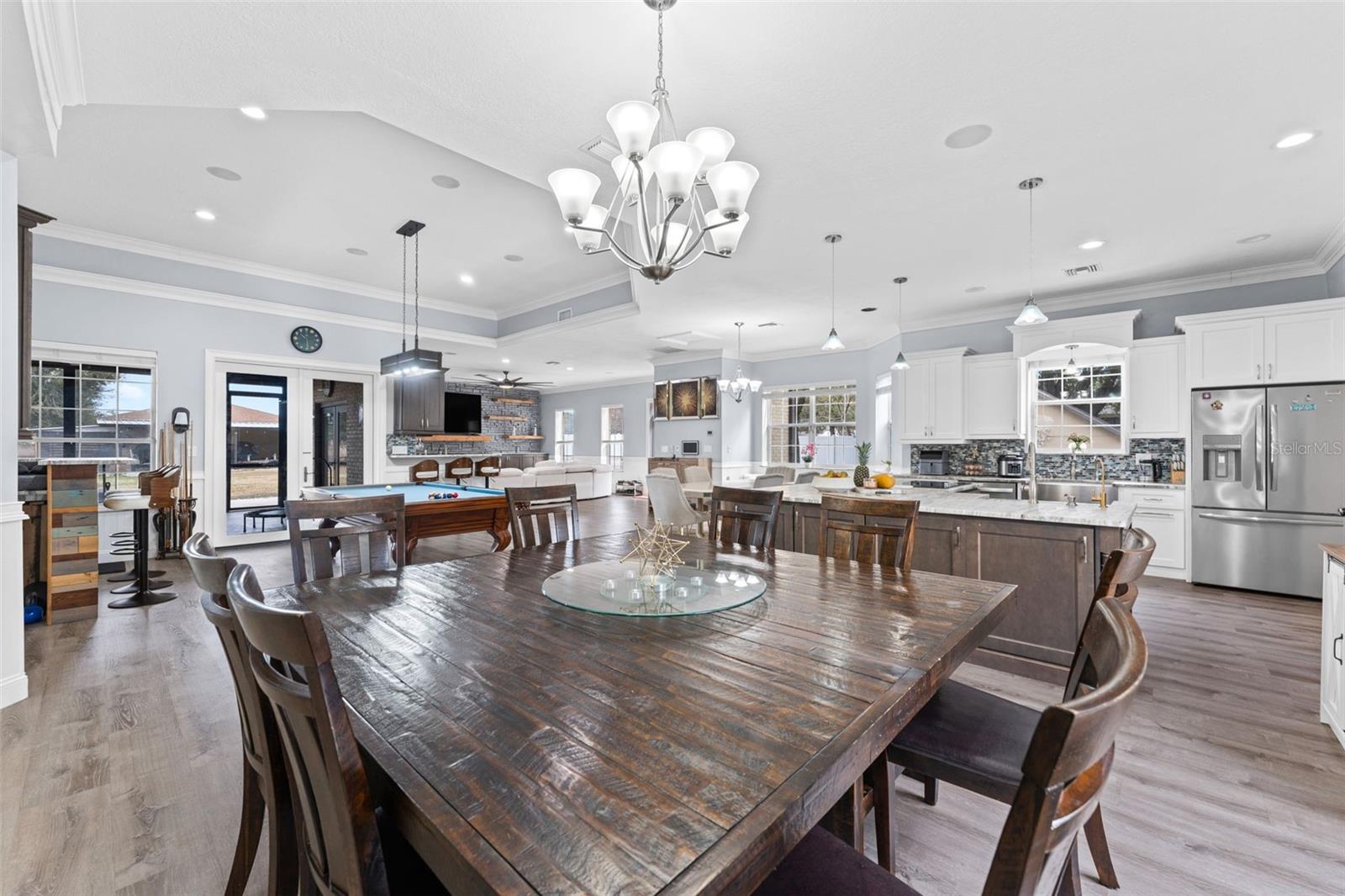 Image 5 of 55 For 8549 Hillcrest Drive