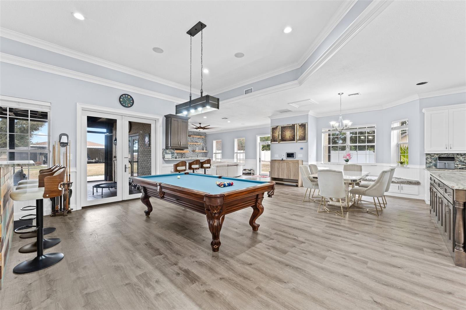 Image 6 of 55 For 8549 Hillcrest Drive