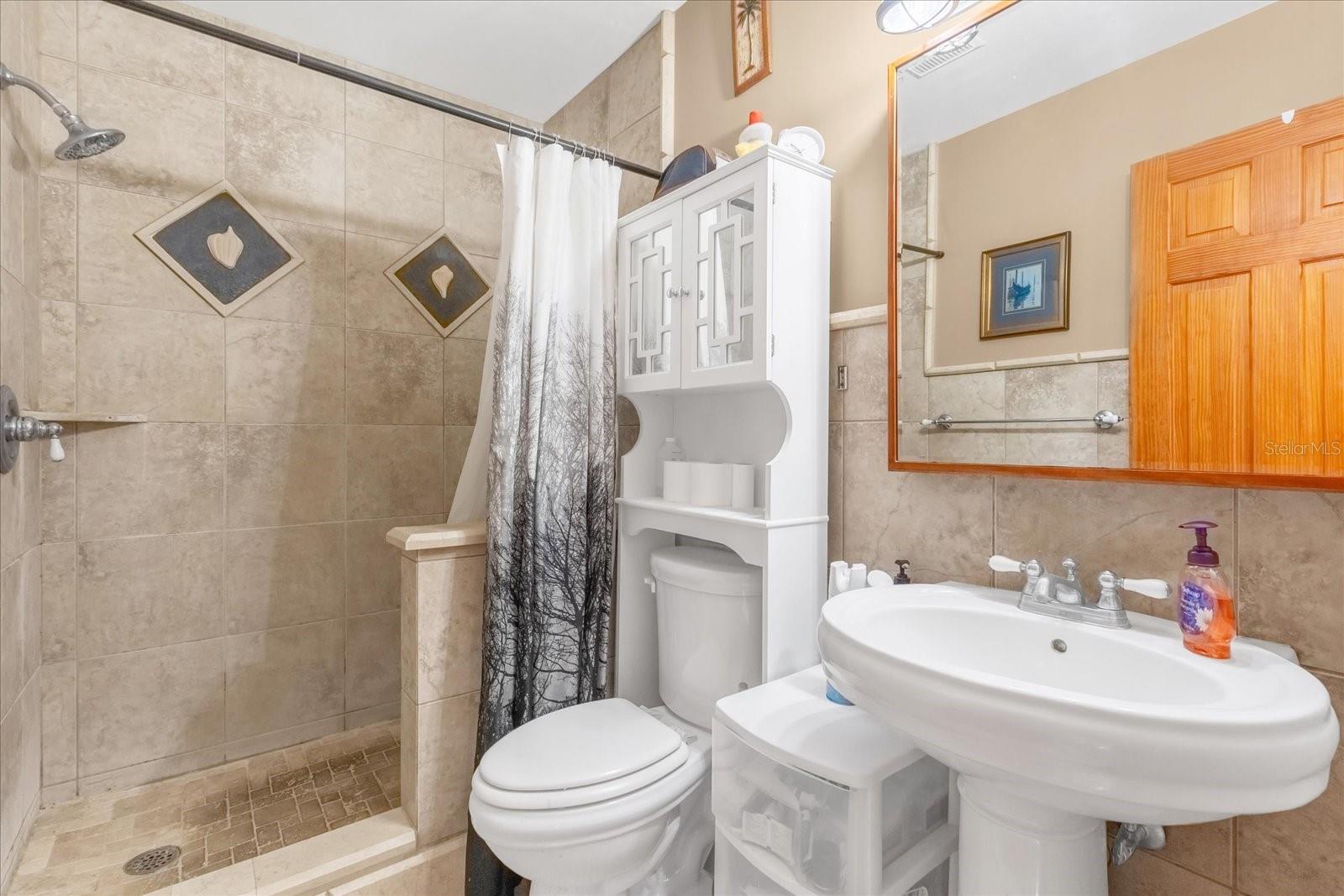 Image 16 of 30 For 201 Vermont Avenue