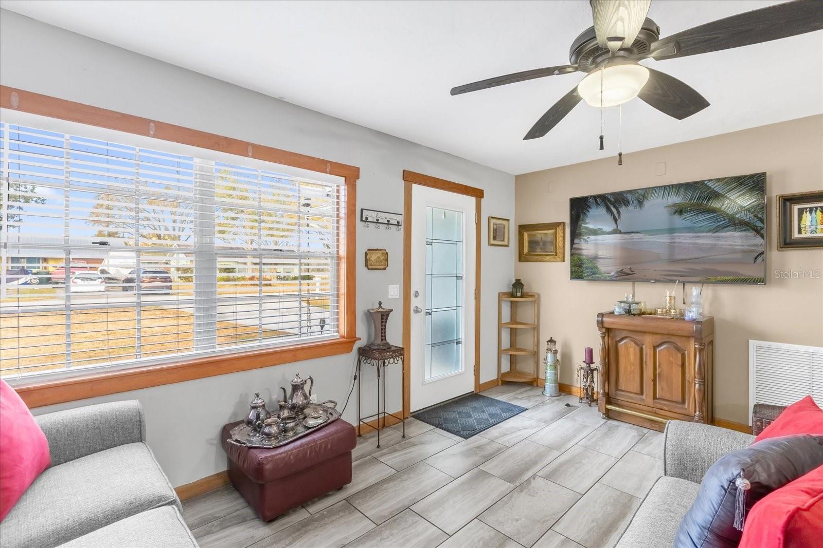 Image 3 of 30 For 201 Vermont Avenue