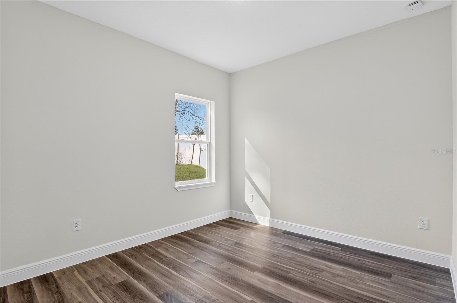 Image 17 of 25 For 1957 Oliver Drive