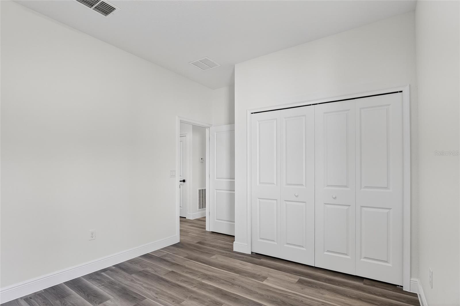 Image 18 of 25 For 1957 Oliver Drive