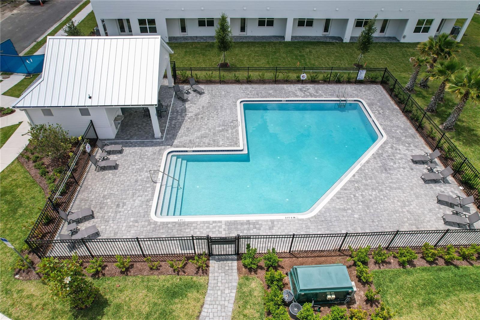 Image 3 of 7 For 1523 Heritage Place