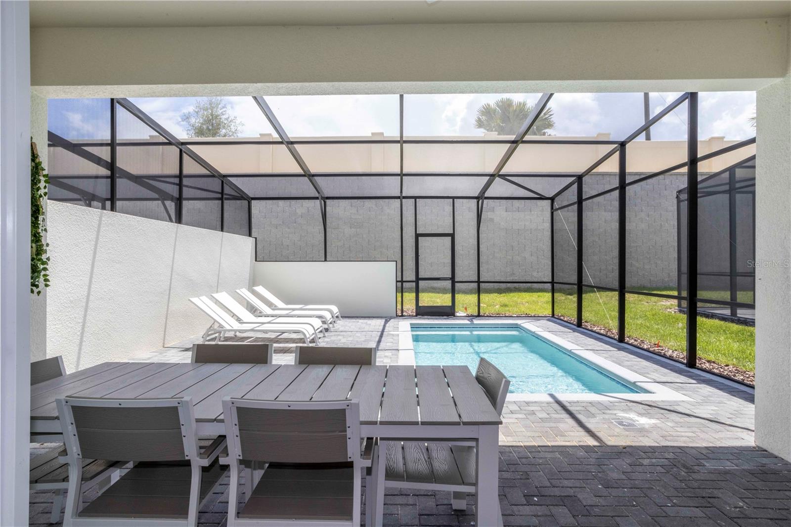 Image 24 of 100 For 227 Jetty Way