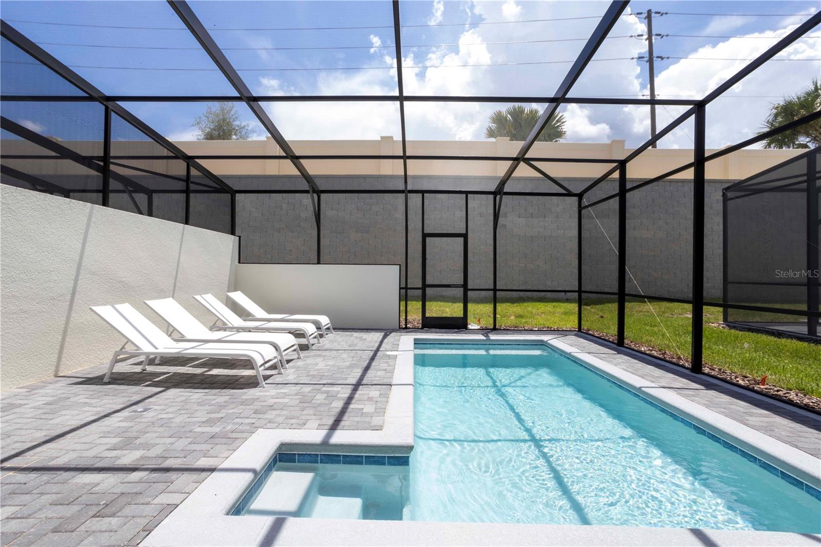 Image 25 of 100 For 227 Jetty Way