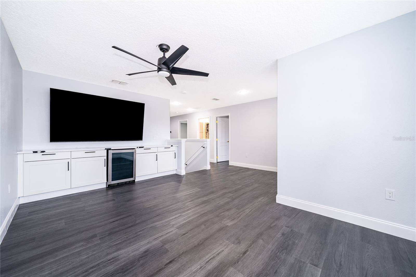 Image 21 of 48 For 163 Ancona Avenue