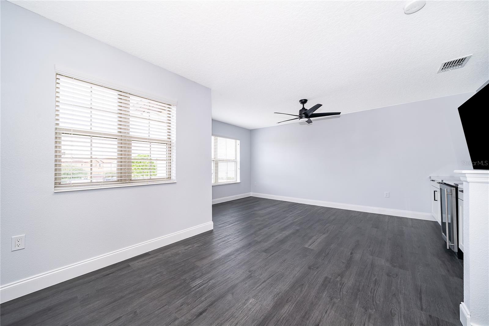 Image 23 of 48 For 163 Ancona Avenue