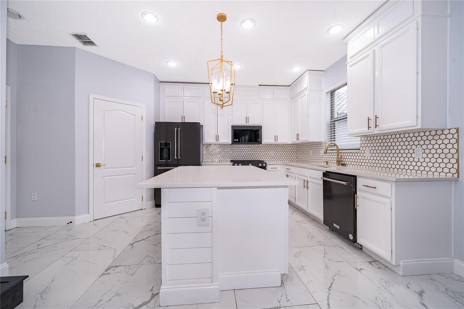 Image 6 of 48 For 163 Ancona Avenue