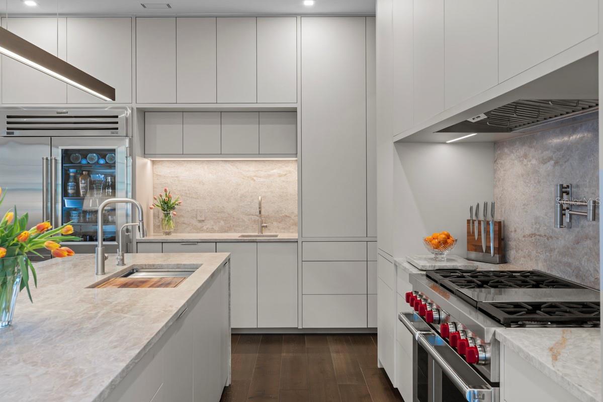 Image 10 of 47 For 1200 Via Salerno