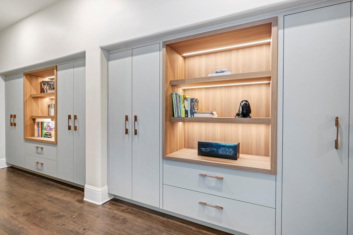 Image 27 of 47 For 1200 Via Salerno