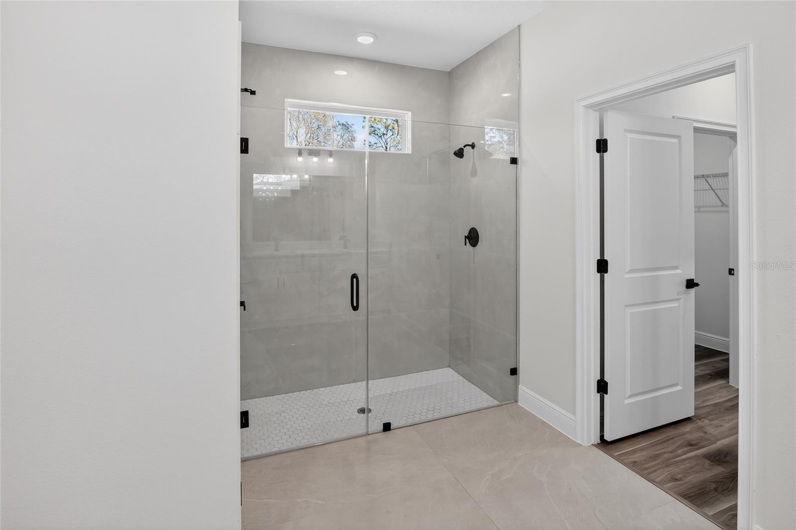 Image 14 of 25 For 7545 Galena Avenue