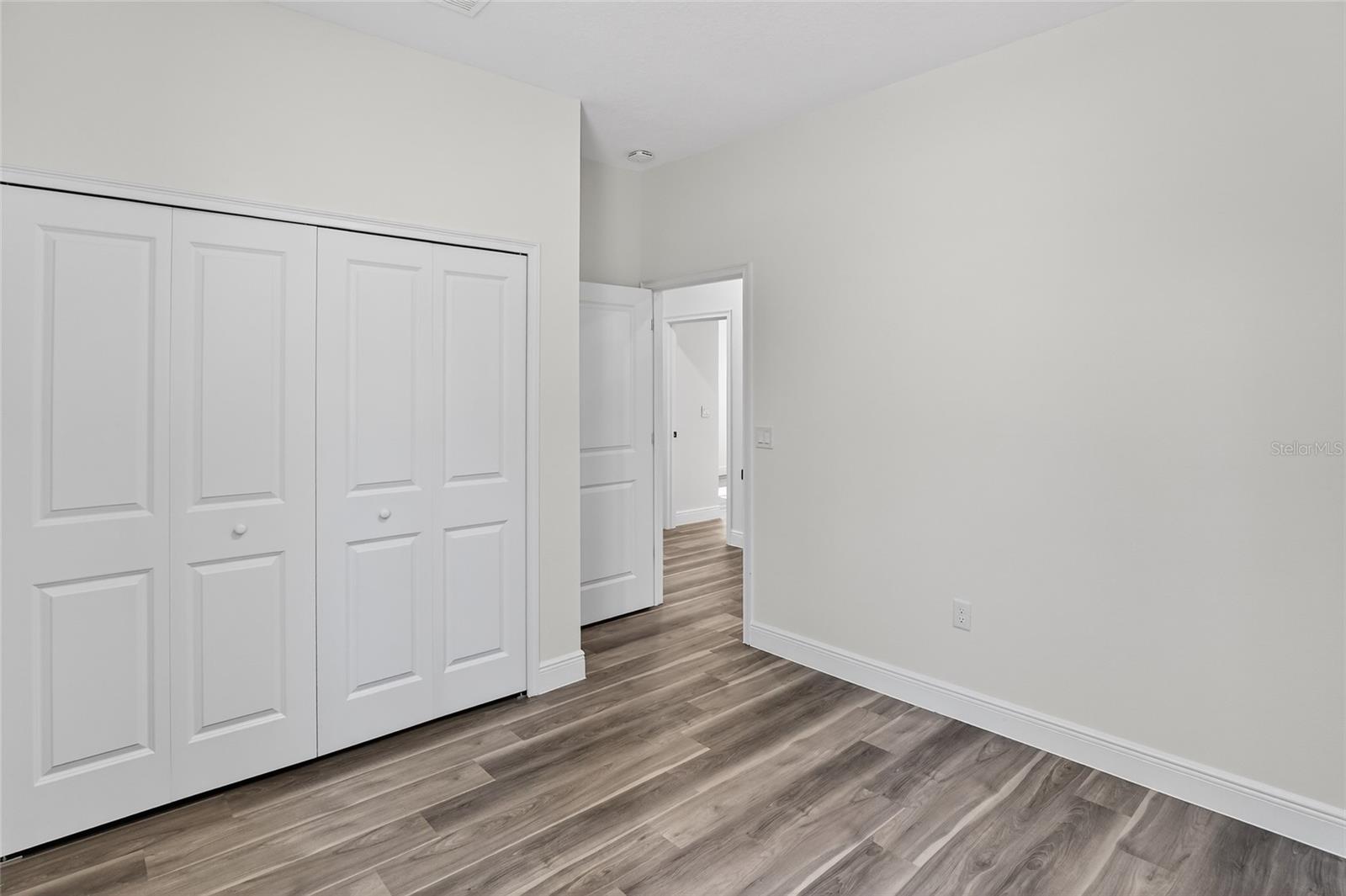 Image 17 of 25 For 7545 Galena Avenue