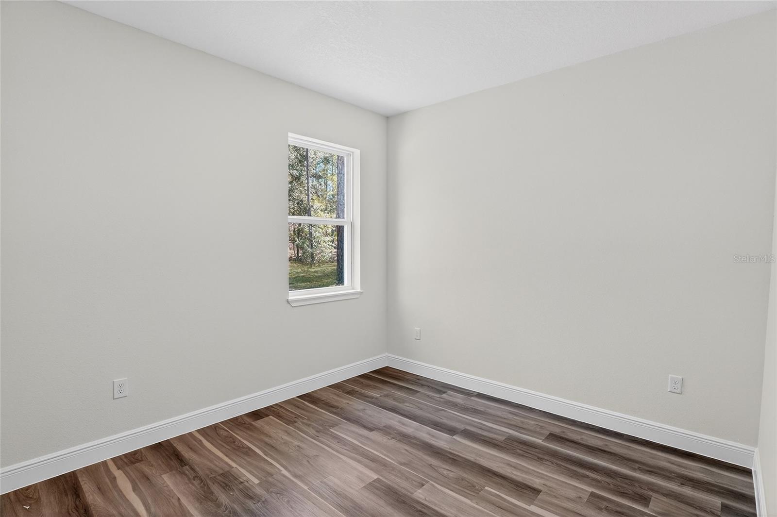 Image 18 of 25 For 7545 Galena Avenue