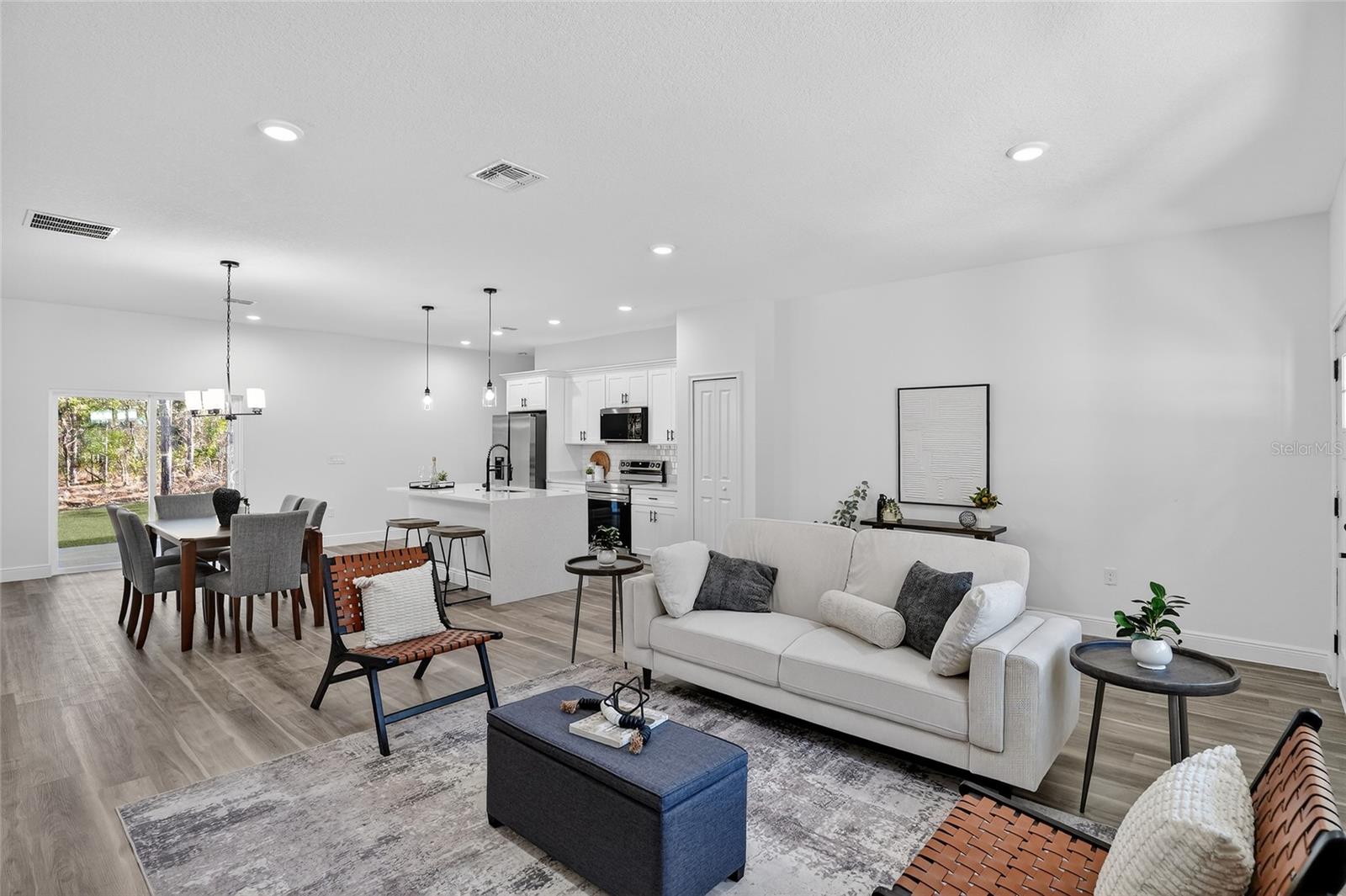 Image 3 of 25 For 7545 Galena Avenue