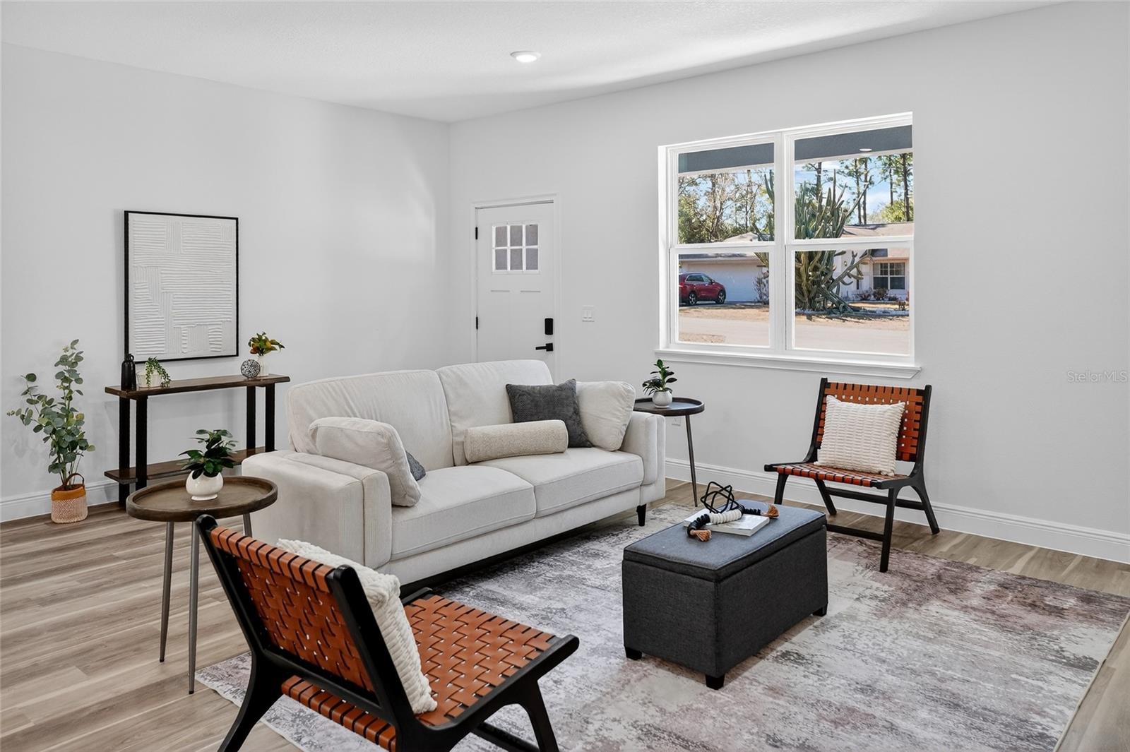 Image 5 of 25 For 7545 Galena Avenue