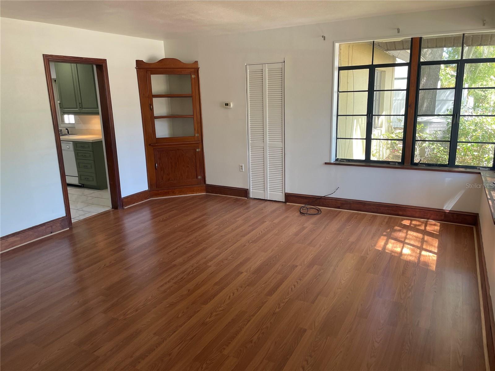 Image 15 of 34 For 456 Minneola Avenue