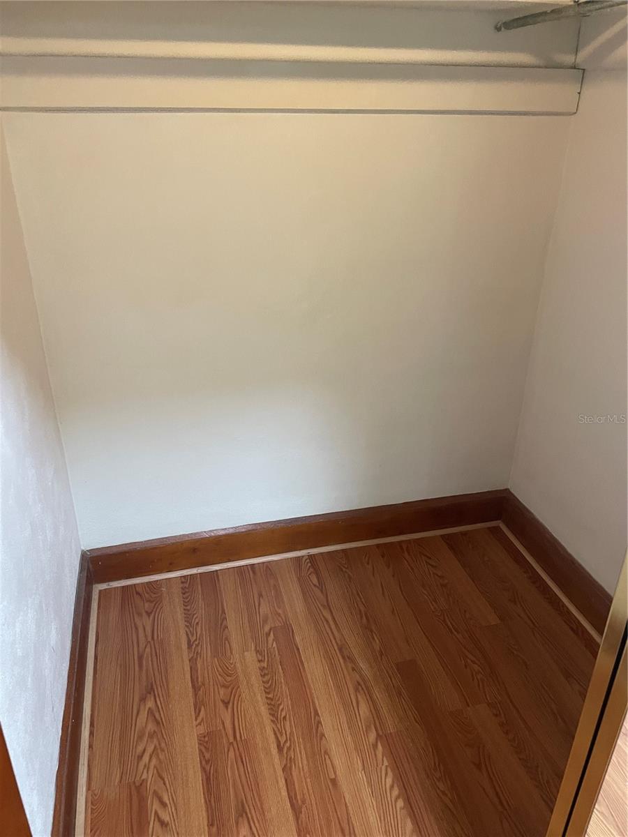 Image 18 of 34 For 456 Minneola Avenue