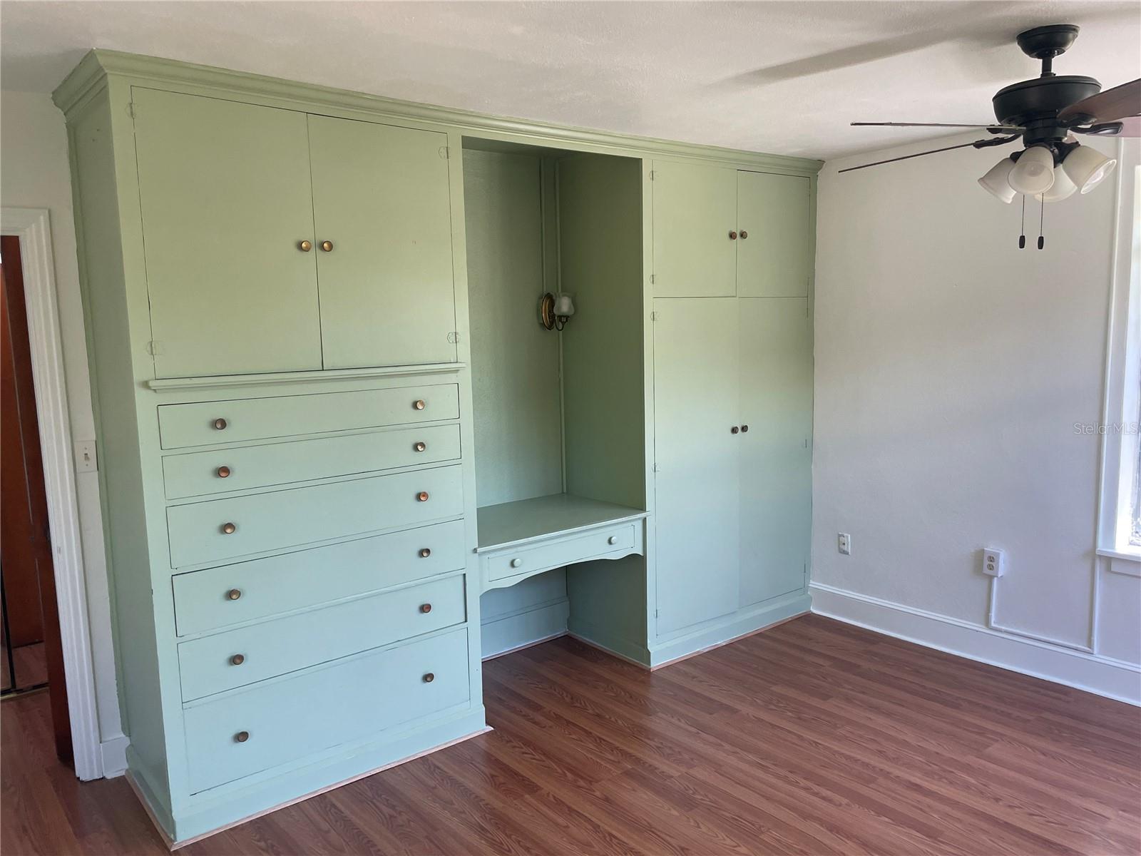 Image 21 of 34 For 456 Minneola Avenue