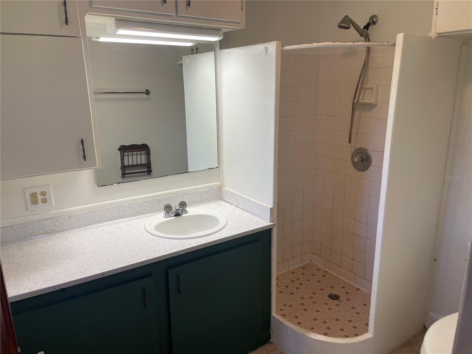 Image 22 of 34 For 456 Minneola Avenue