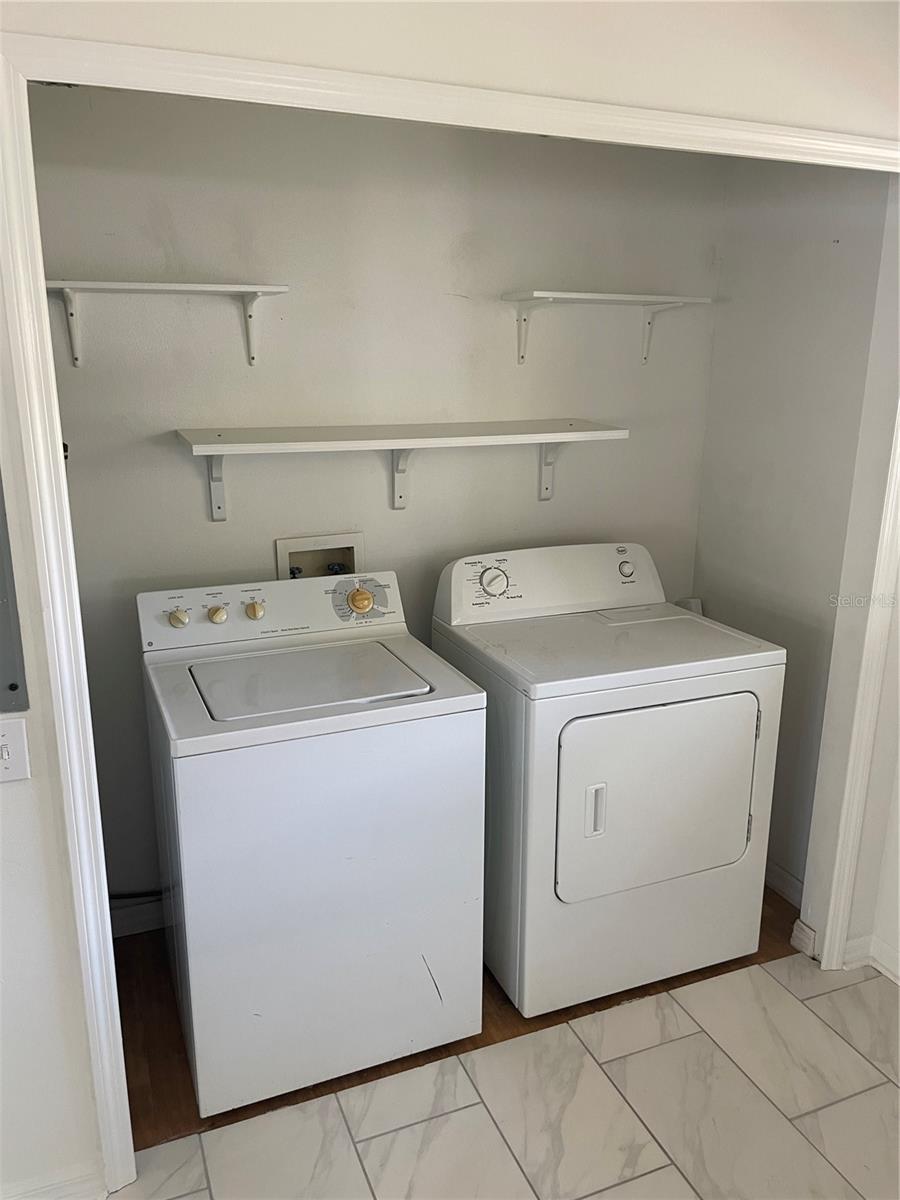 Image 25 of 34 For 456 Minneola Avenue