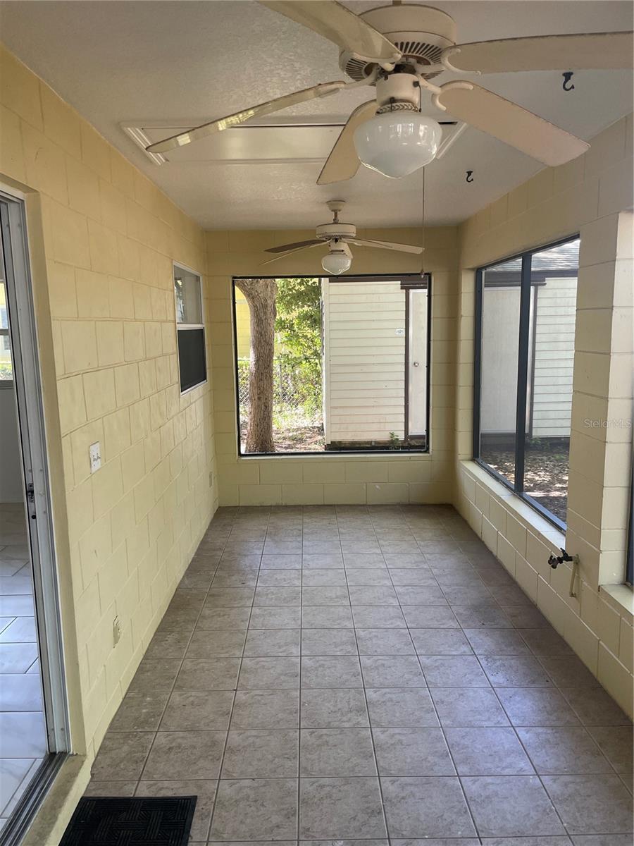 Image 26 of 34 For 456 Minneola Avenue