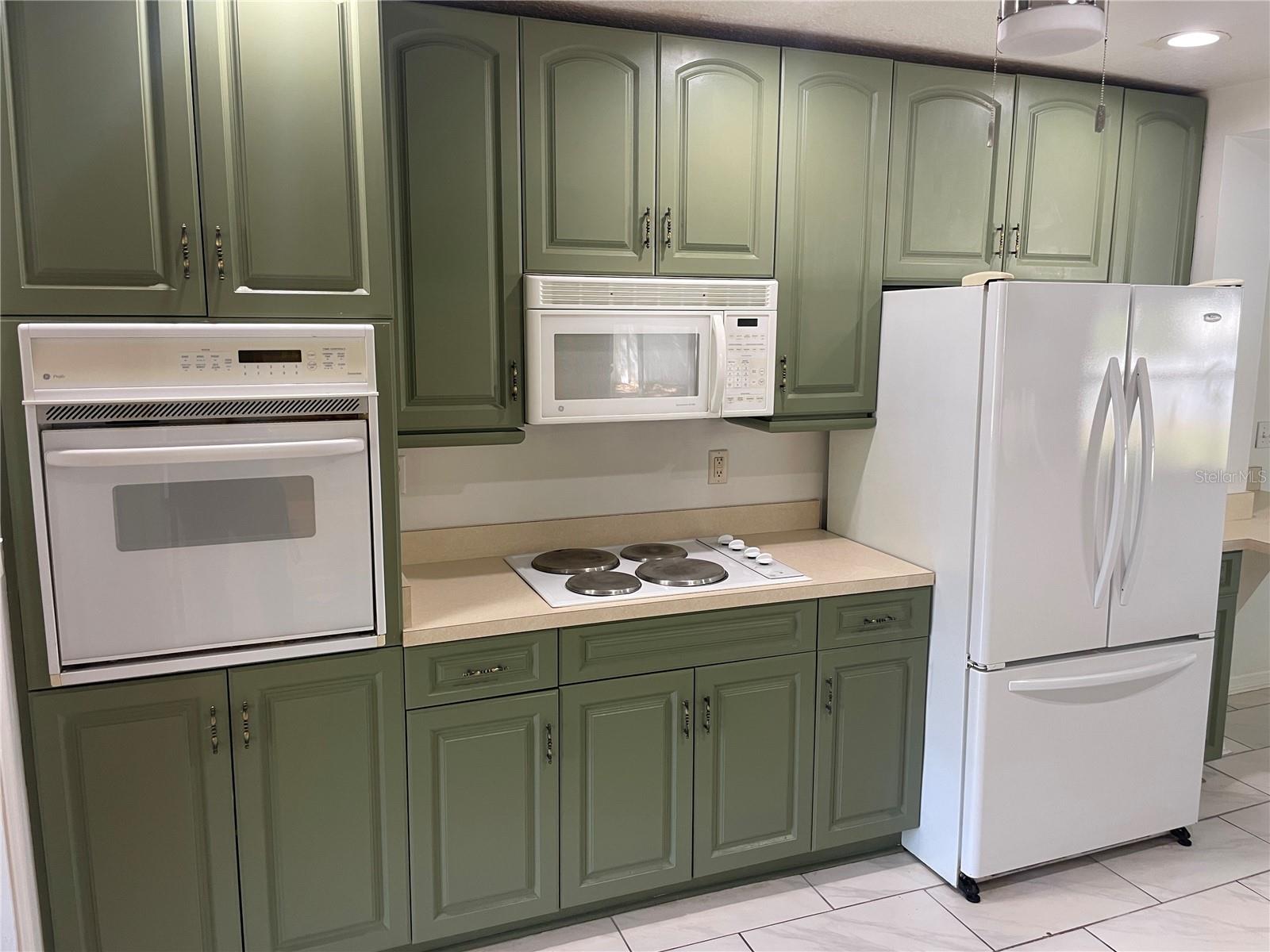 Image 7 of 34 For 456 Minneola Avenue