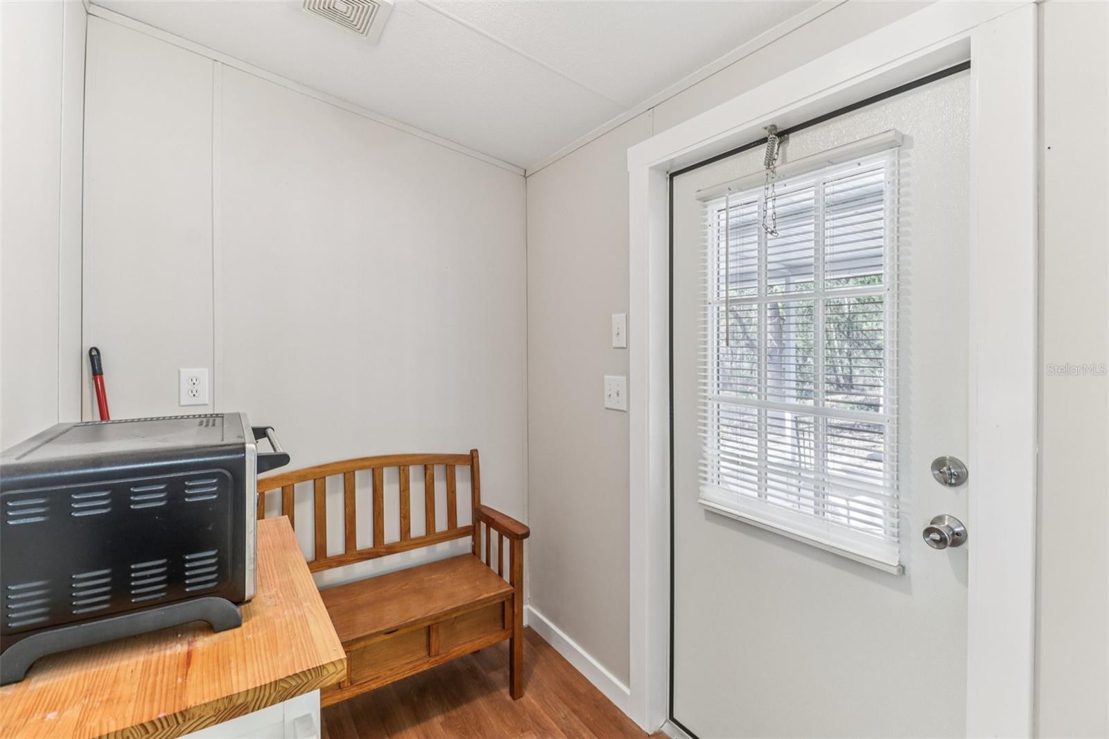 Image 10 of 21 For 16180 2nd Loop