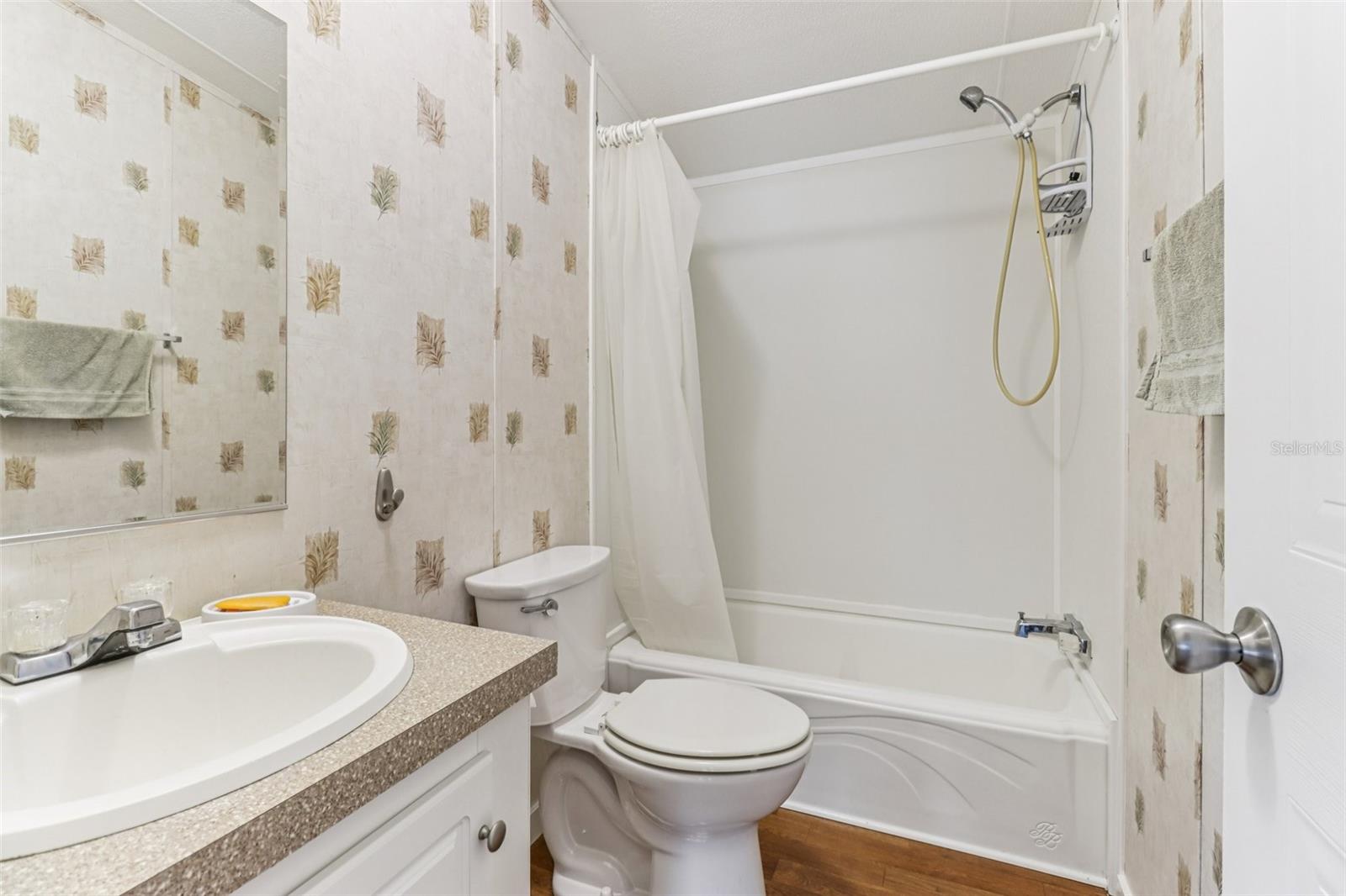 Image 16 of 21 For 16180 2nd Loop