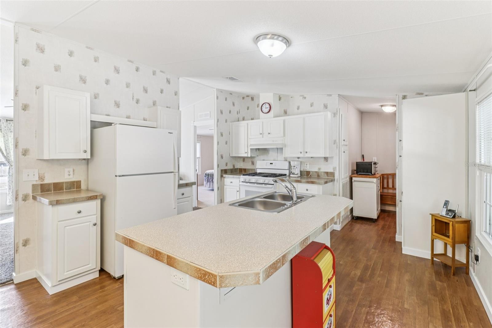 Image 7 of 21 For 16180 2nd Loop