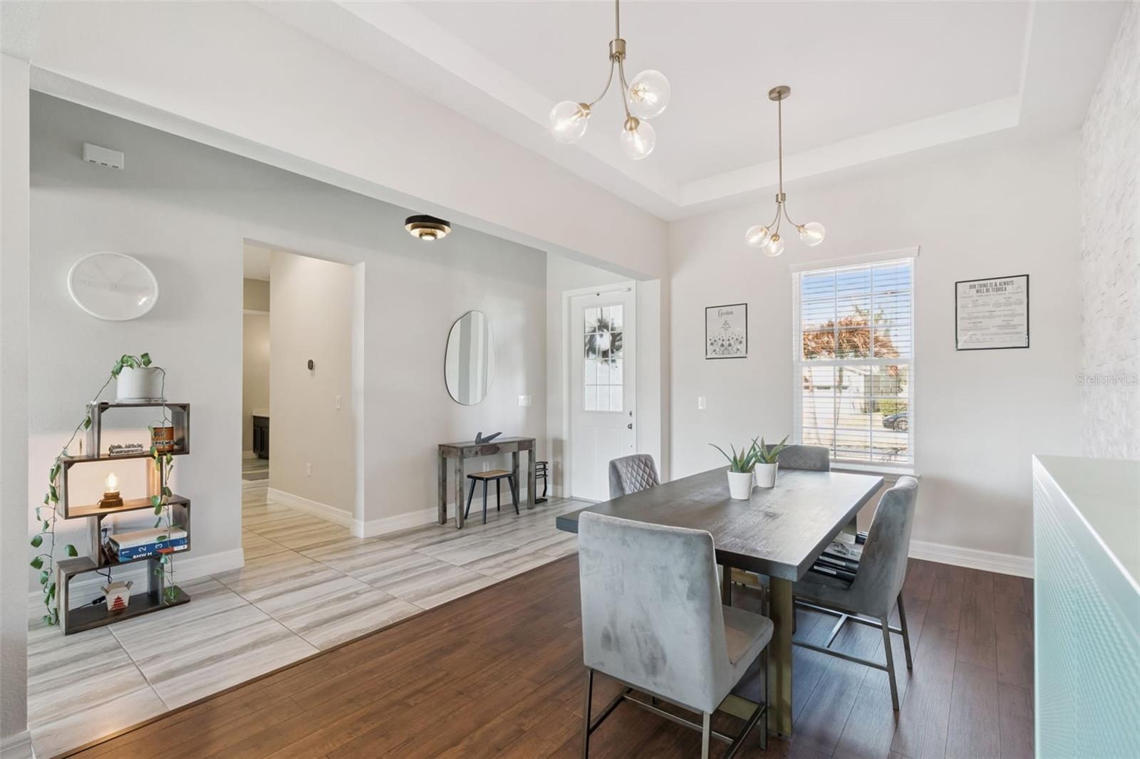 Image 10 of 66 For 14872 Winkfield Court